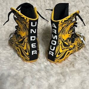 Under Armour Youth Yellow & Black High-Top Lace Athletic Sneakers